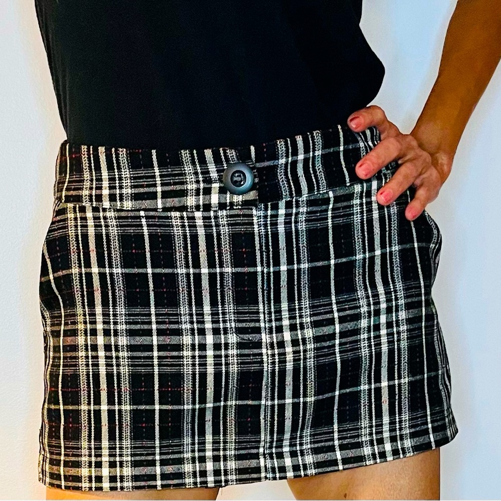Wet Seal vintage 90’s black white red print plaid micro mini skirt with pockets
